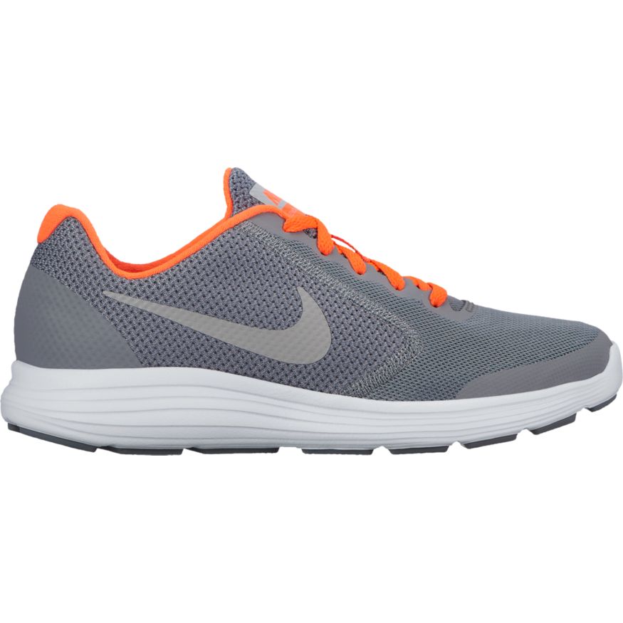 nike revolution junior